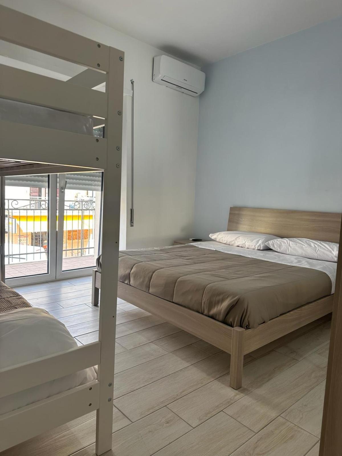 Rent House Scauri Apartment มินตูร์โน ภายนอก รูปภาพ